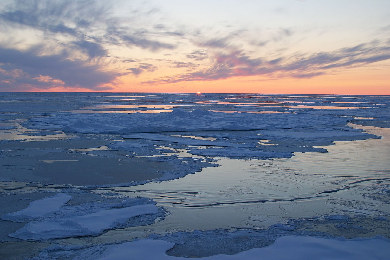 John Kerry tours the Arctic circle to view climate change impact