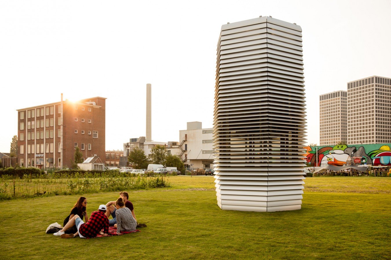 China hopes the Smog Free Tower will fix air pollution problem
