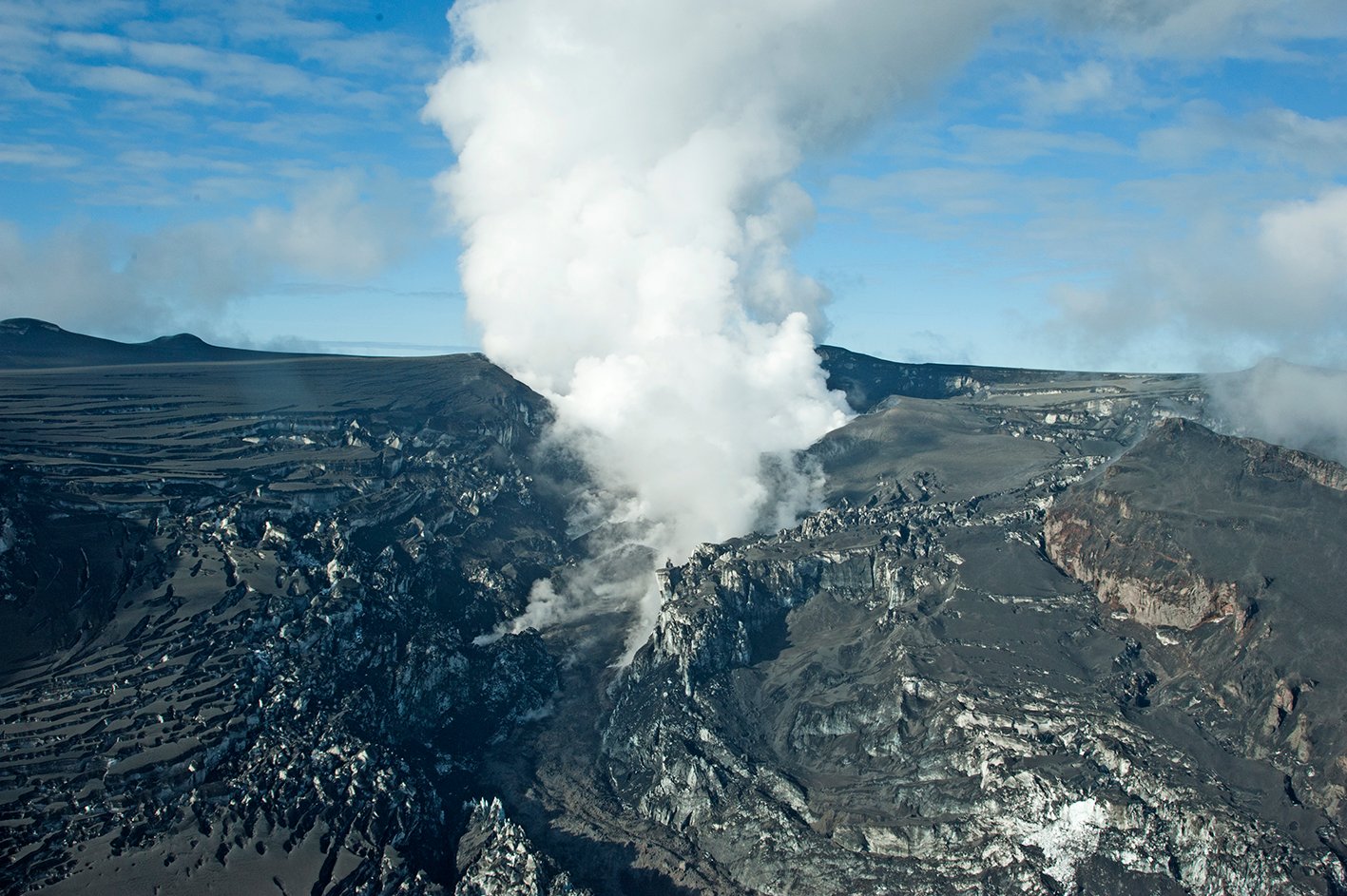Eyjafjallajökull volcano: The dangerous volcano beneath a glacier