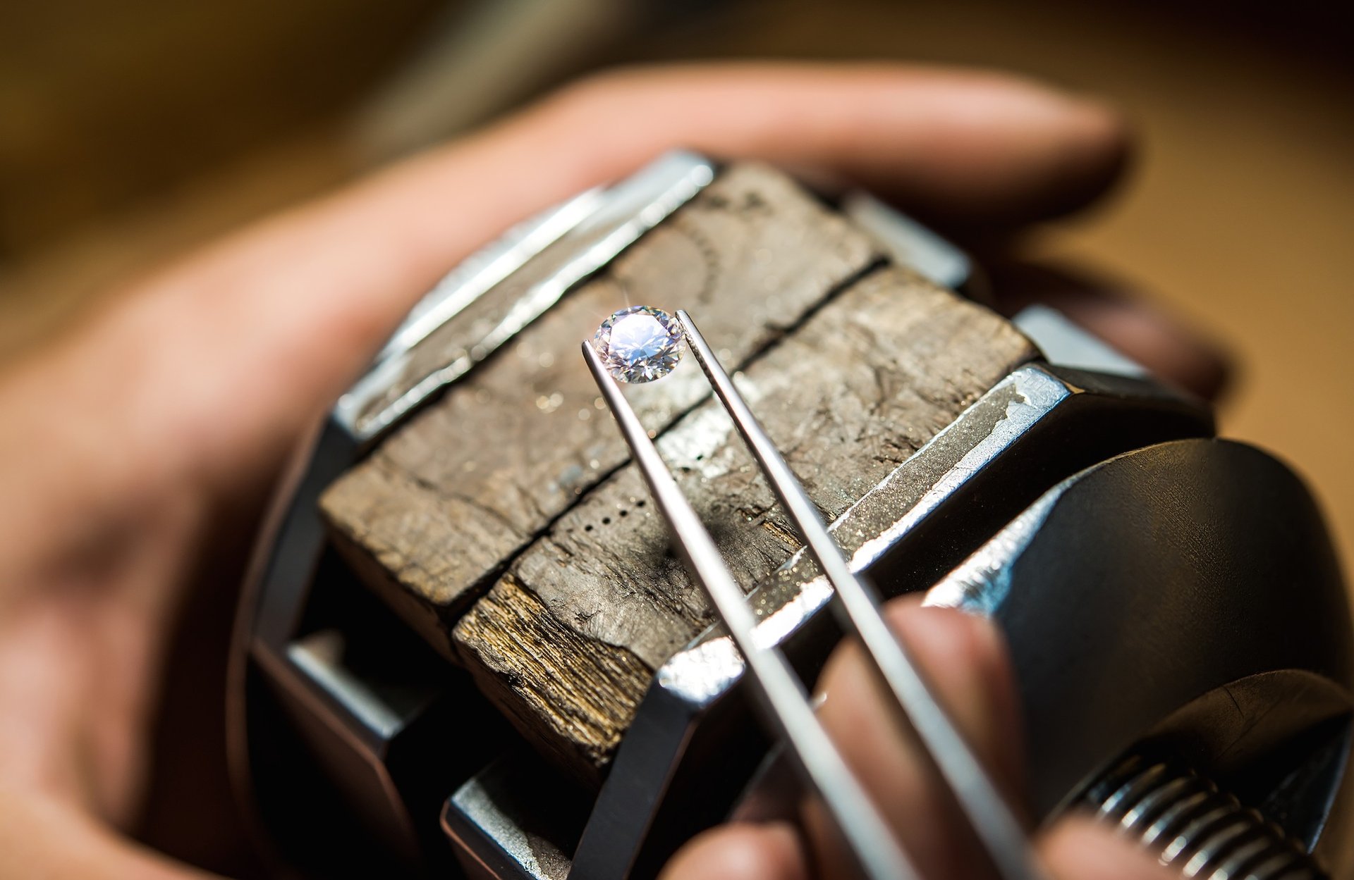 Diamonds reveal secrets about the Earth – gems really are forever