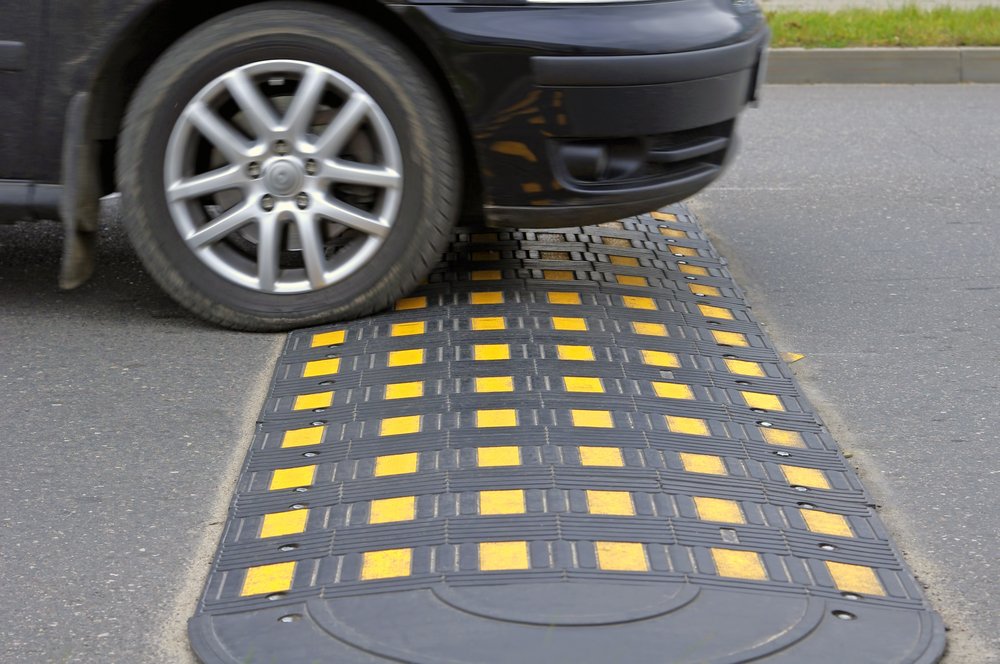 Health watchdog: speed bumps cause pollution