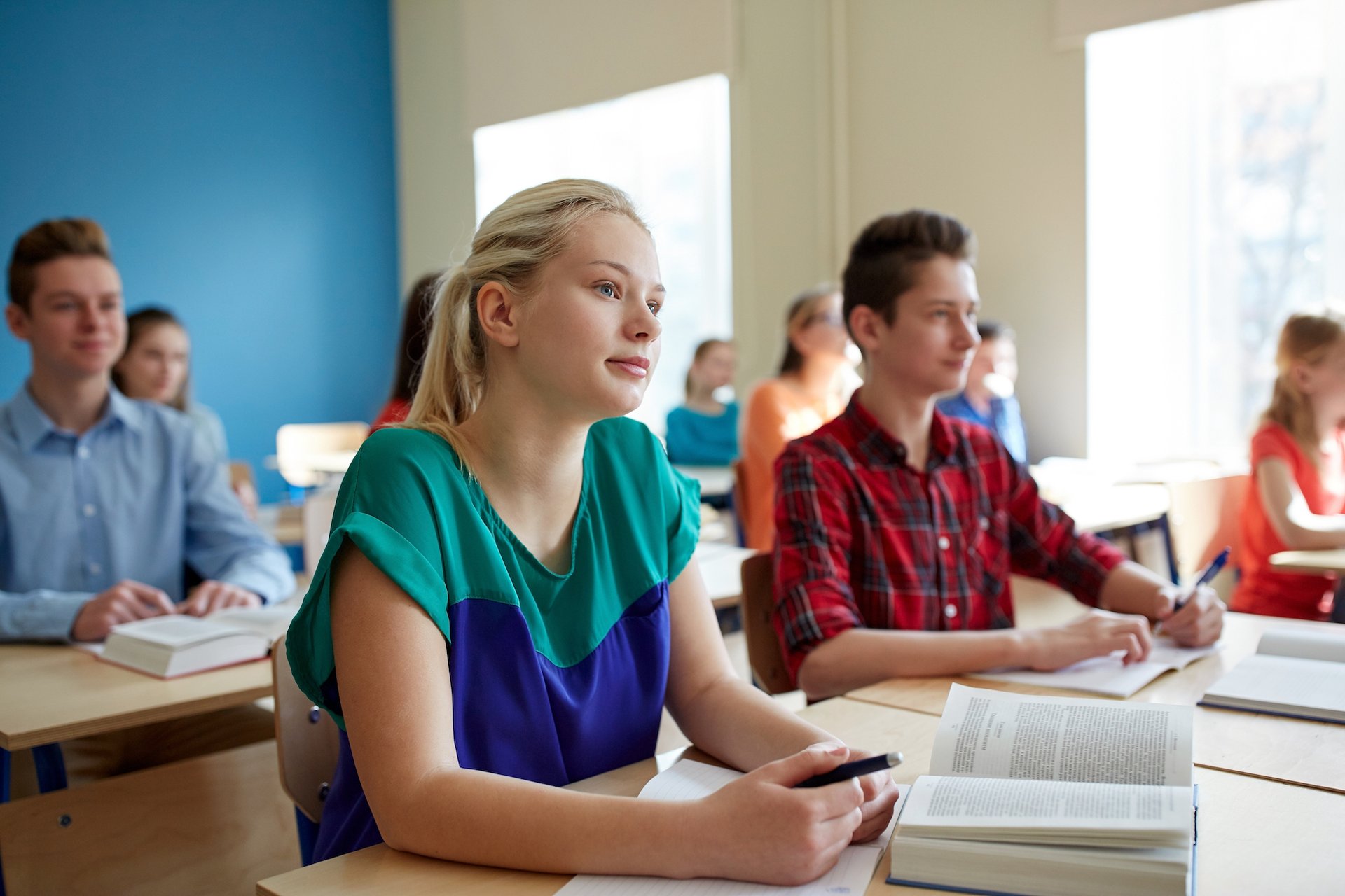 Students’ brains actually sync up while they are learning