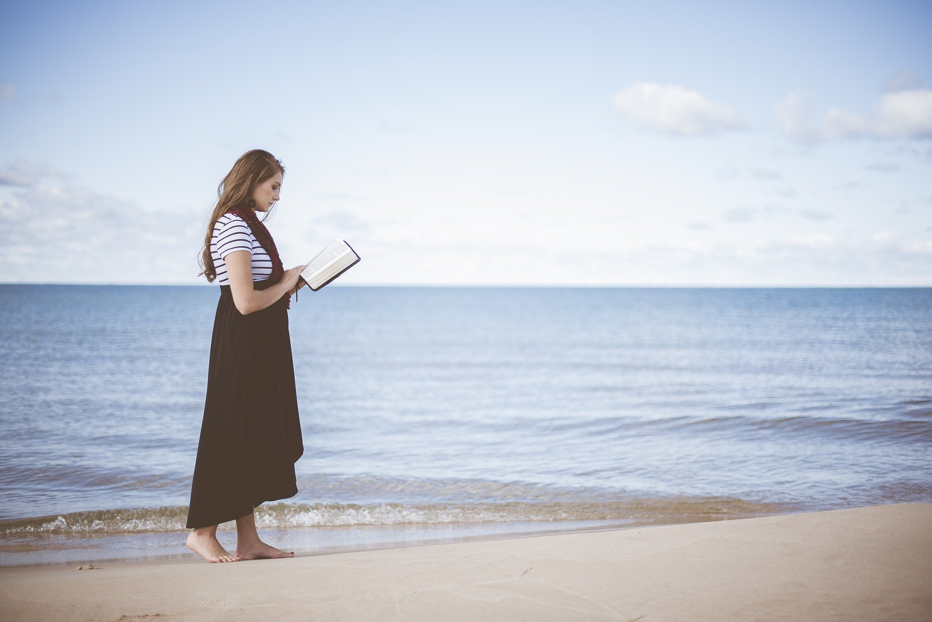 Study: People who read books are kinder and more empathetic