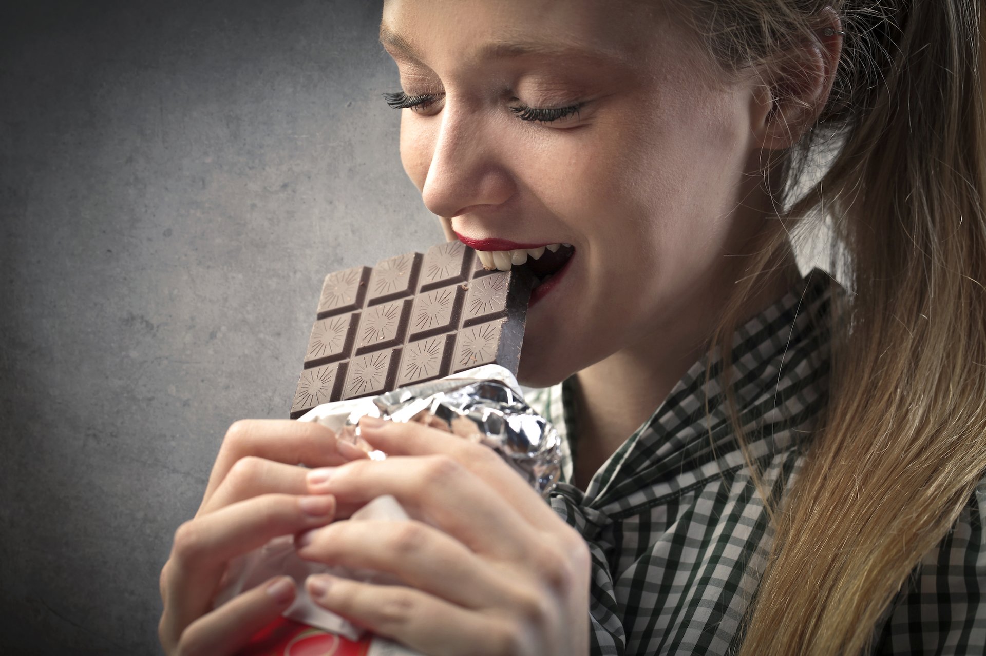 Eating chocolate can prevent irregular heartbeat