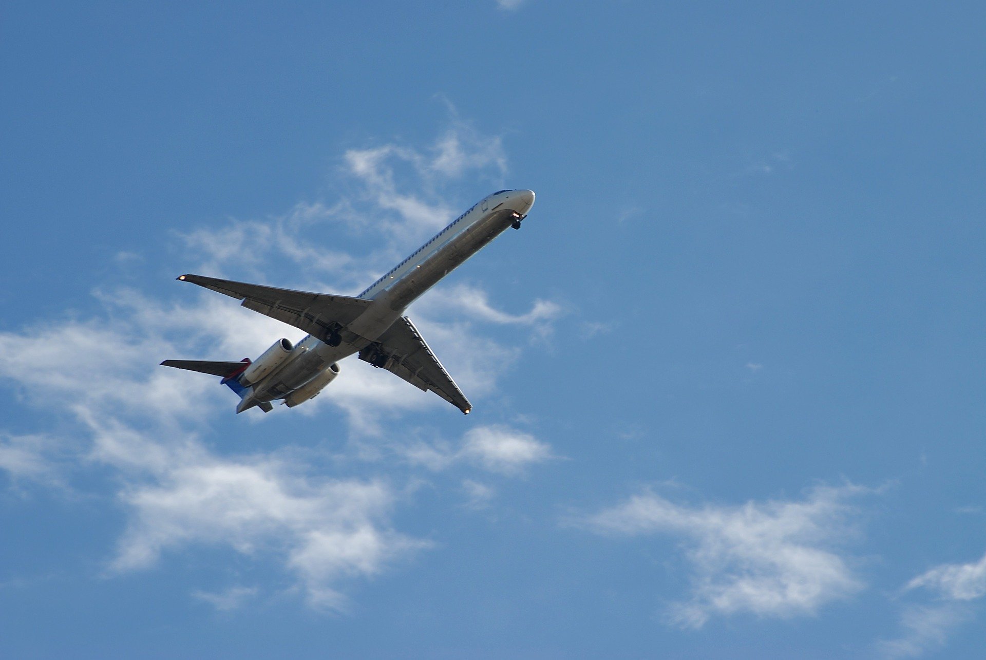 Earth.com presents: How fuel efficient are commercial airlines?