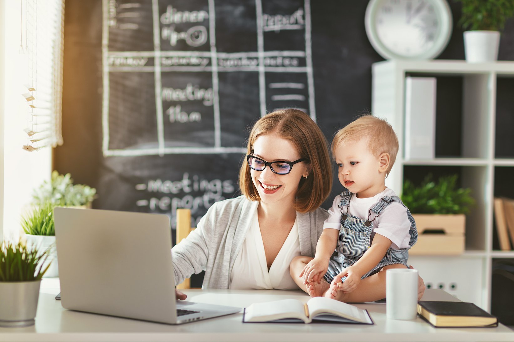 Babies learn perseverance from adults