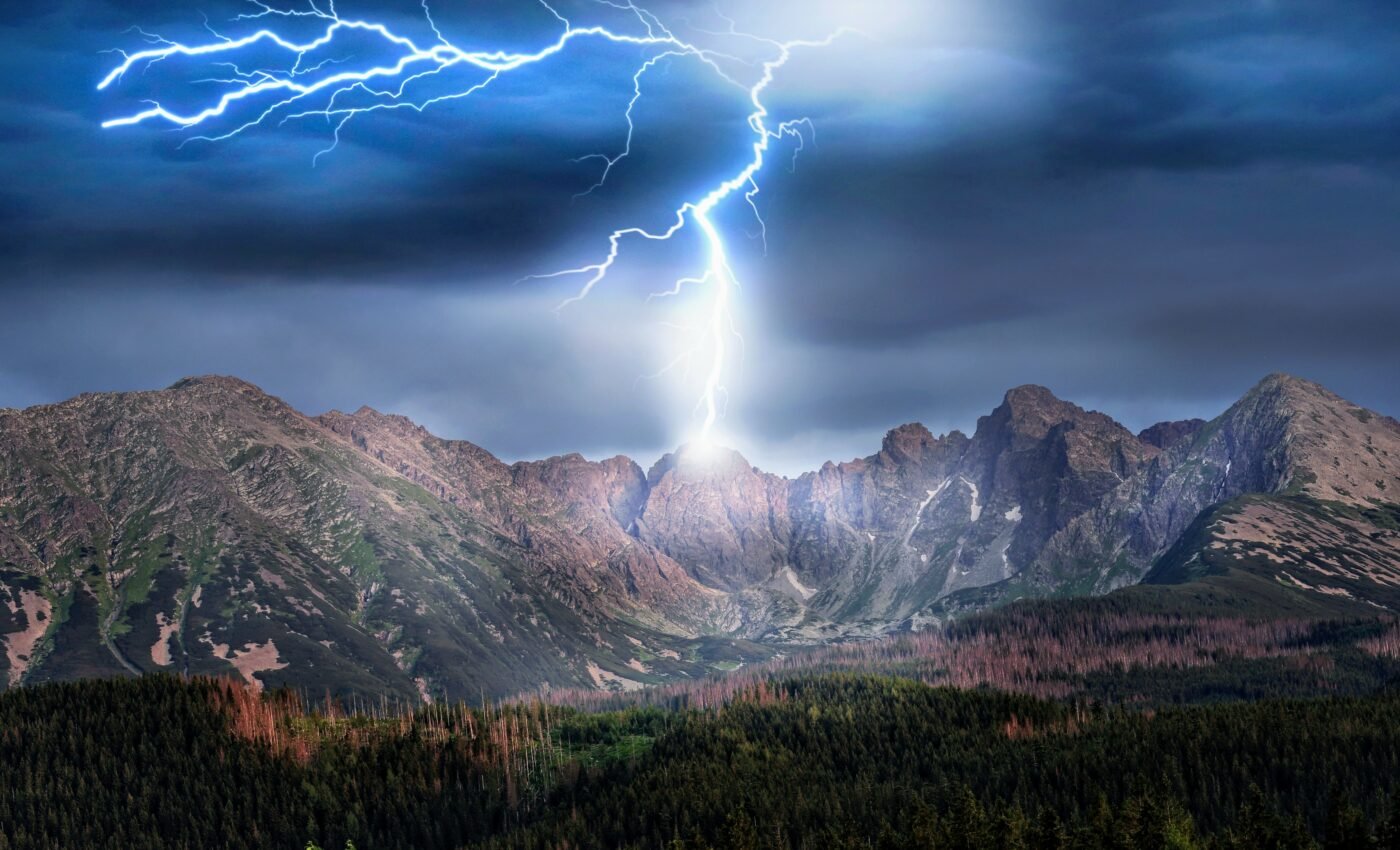 Dry lightning sparks the most destructive California wildfires