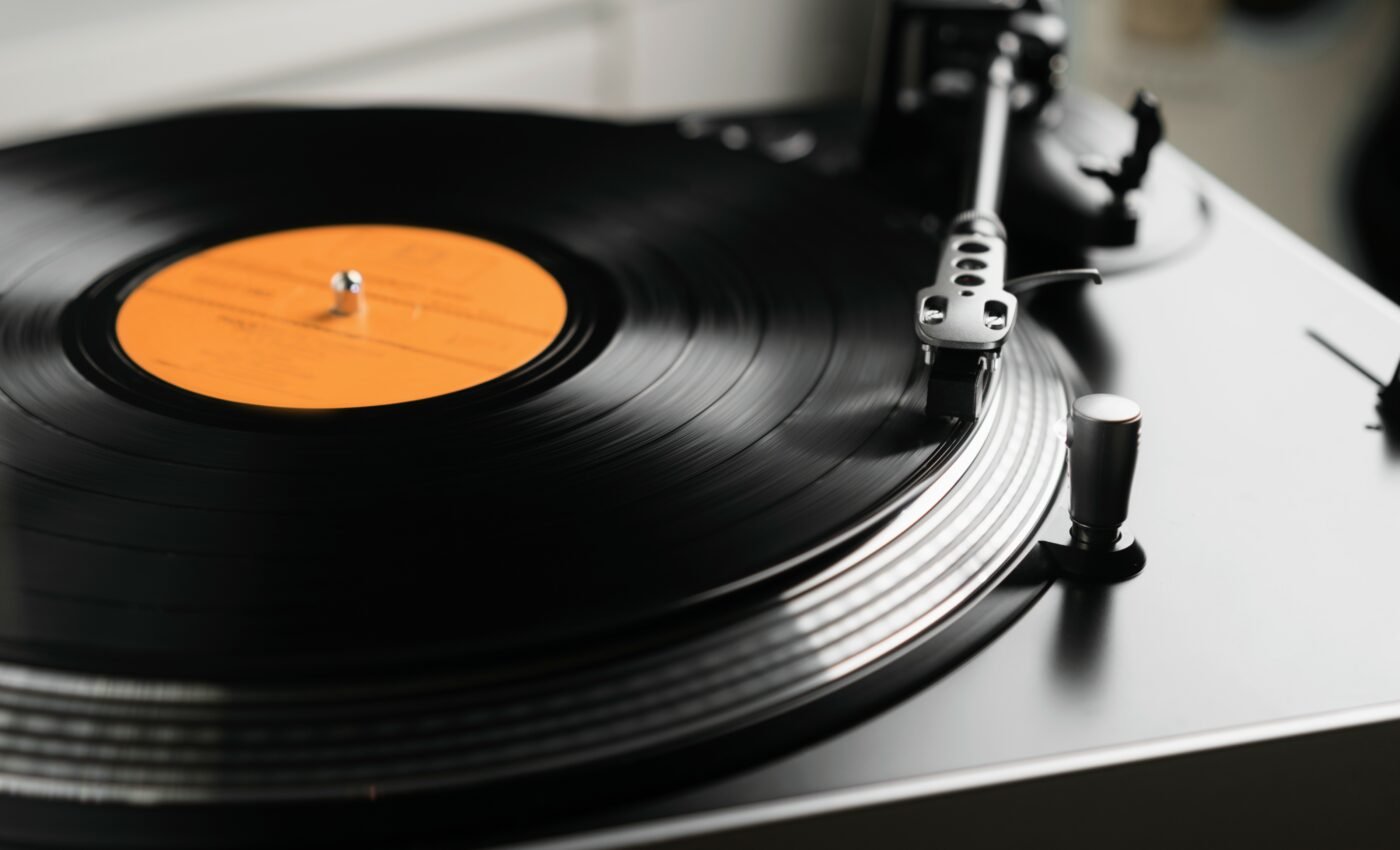 Music helps dementia patients connect with caregivers