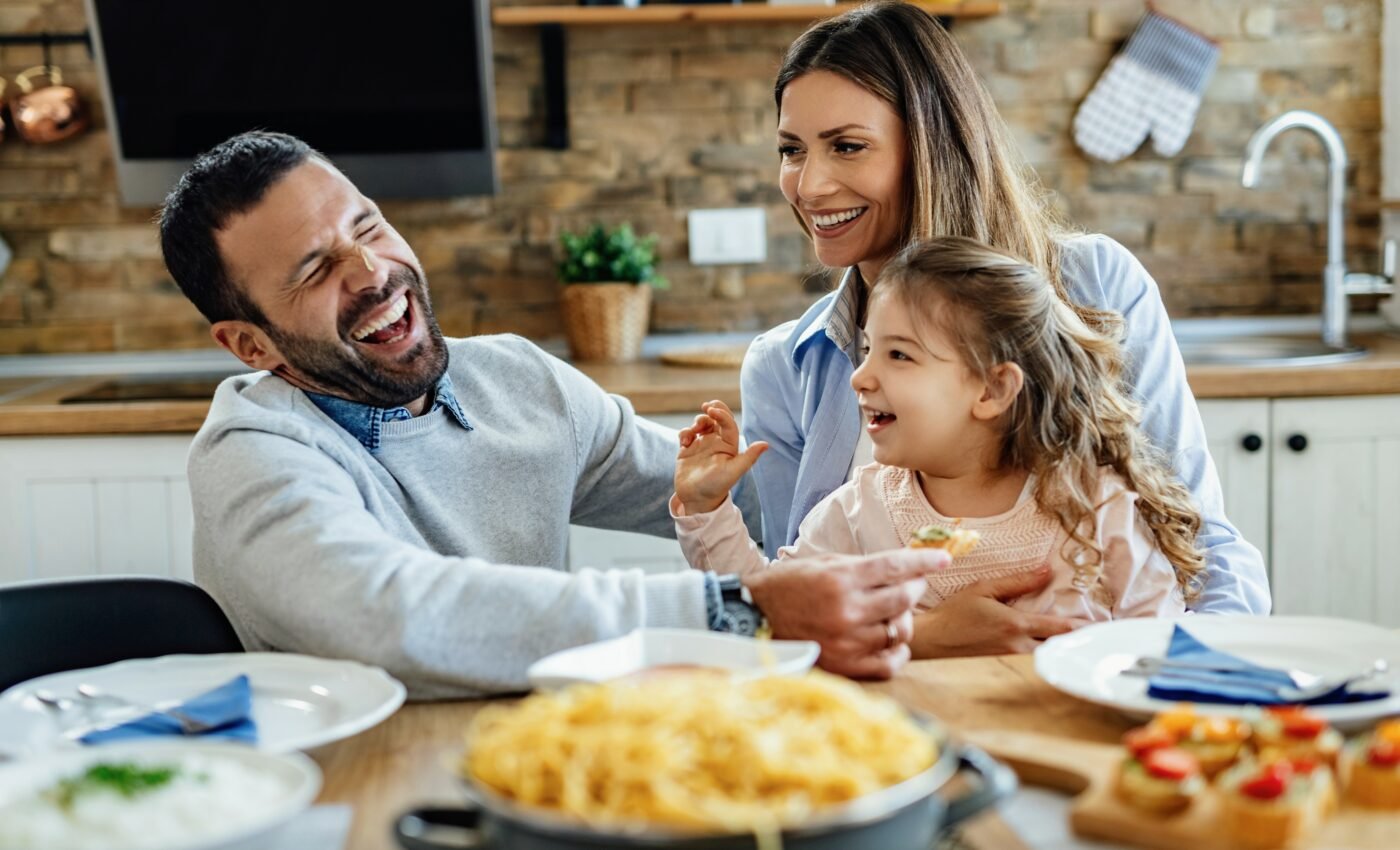 Families are less stressed when they eat meals together