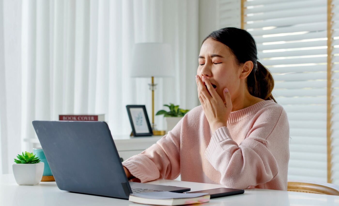 Experts find a healthy solution for prolonged sitting