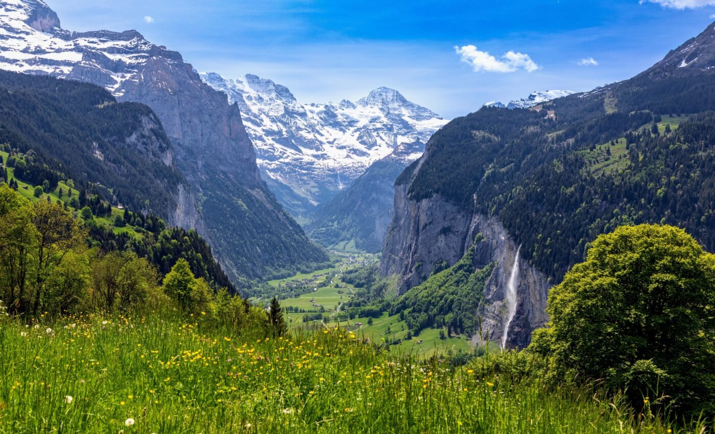 Simulation reveals the evolution of Alpine ice over 120,000 years