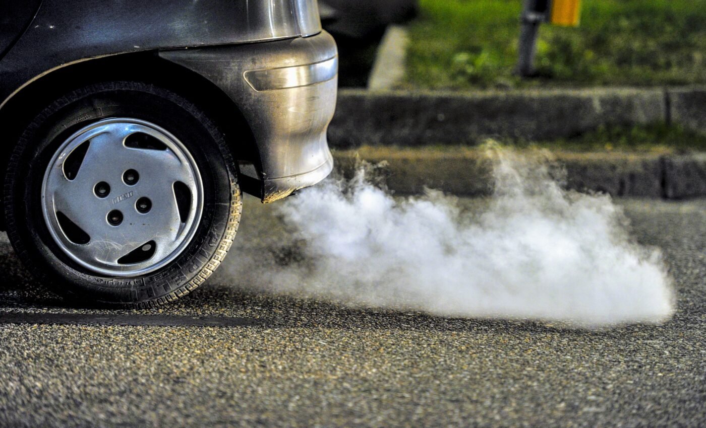 Traffic-related air pollution linked to increased Alzheimer's risk