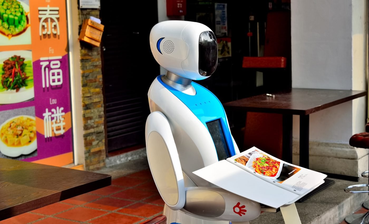 Robot 'gender' can influence human choices and decision making