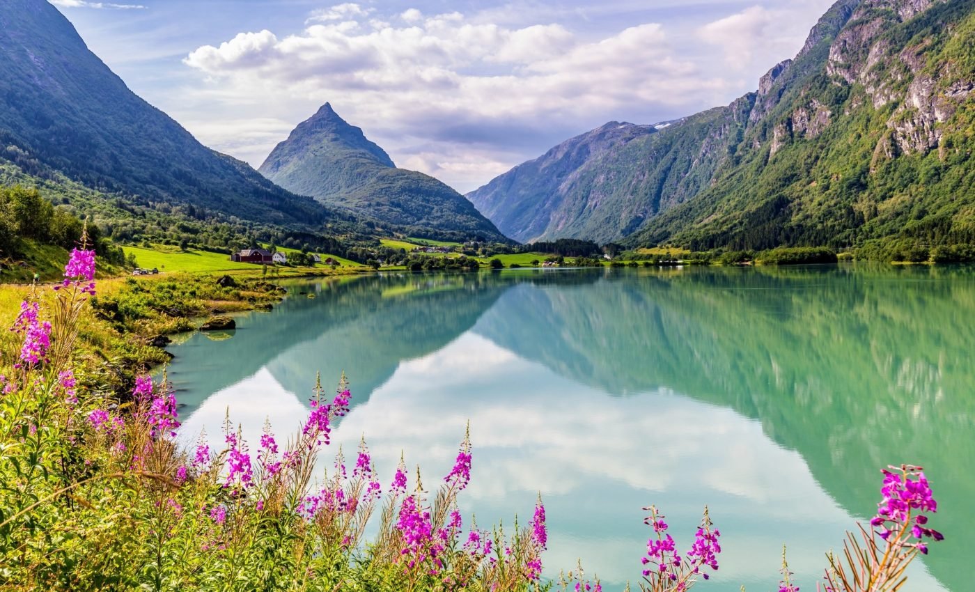 Northern lakes face the greatest risk from warmer winters